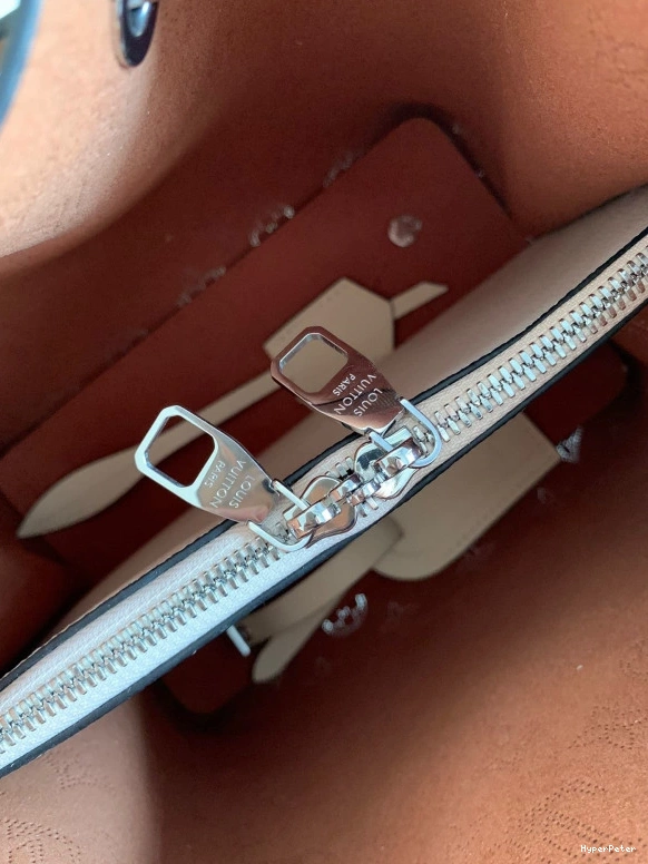 MURIA VUITTON LOUIS 0821